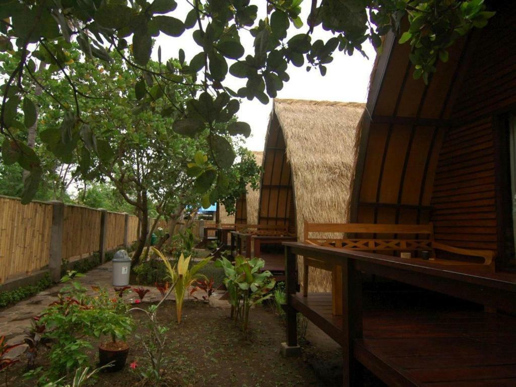 Omah Gili Hotel Гили-Эйр Экстерьер фото
